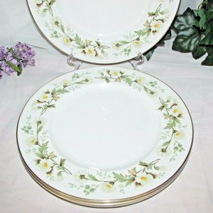 4 Royal Doulton Clairmont Dinner Plates TC1033 English Translucent China Floral